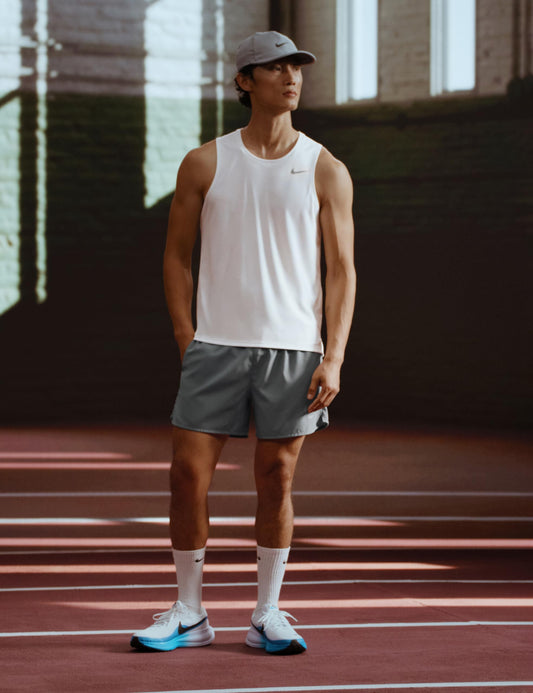 Nike Men's Revolution 8 Road Running Shoes, White/Black-Blue Hero, 9