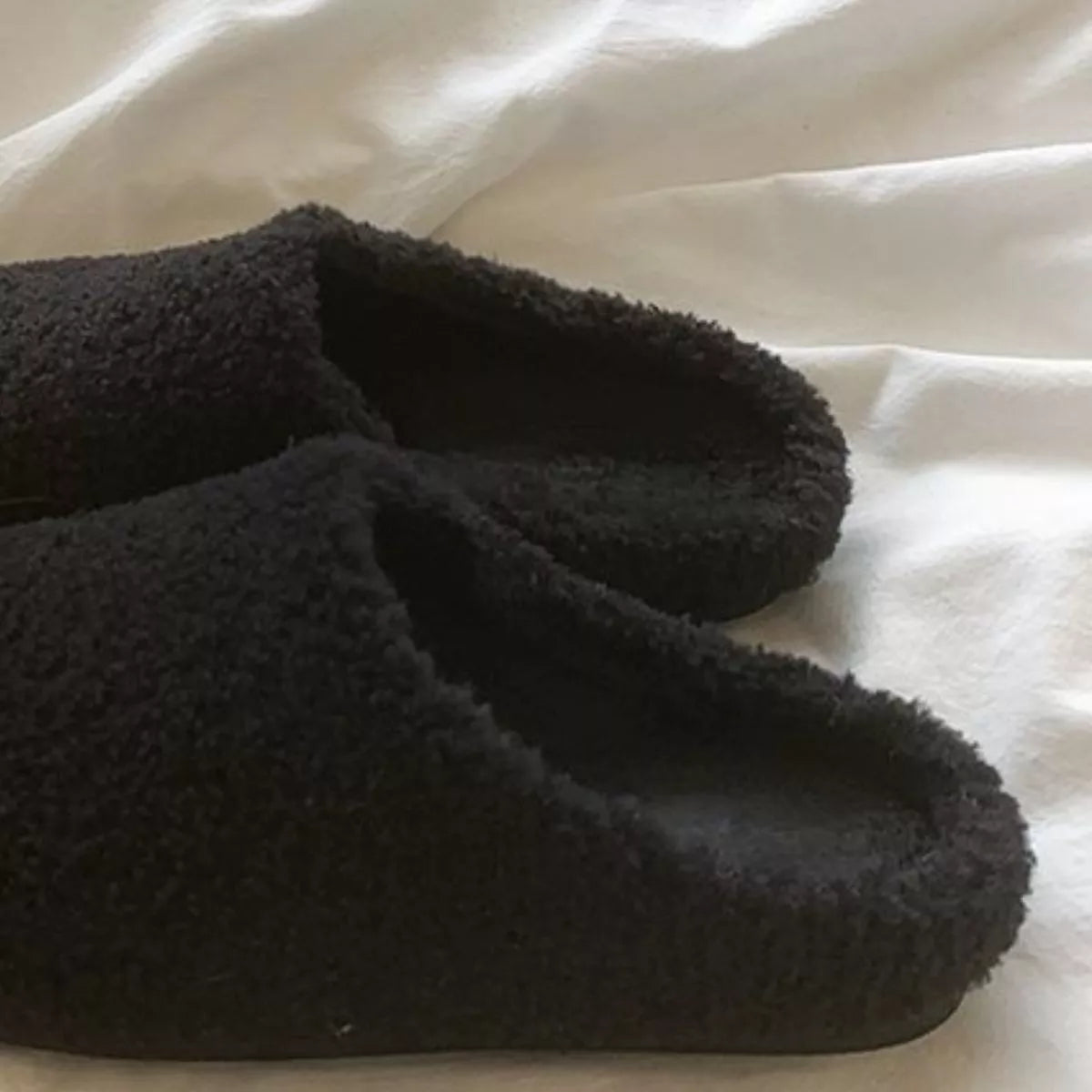 Round Toe Fuzzy Indoor Slippers