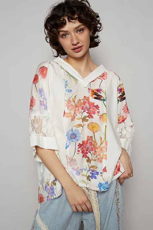 POL Floral V-Neck Raw Edge T-Shirt with Lace Detail