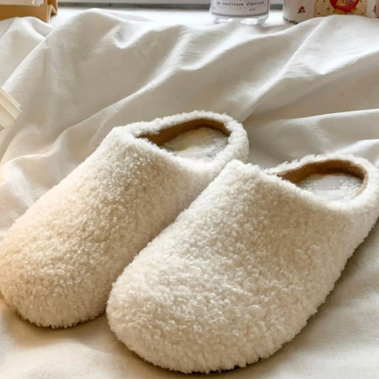 Round Toe Fuzzy Indoor Slippers