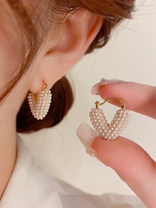 Modern sweet millet beads love heart sweet and cool niche design earrings