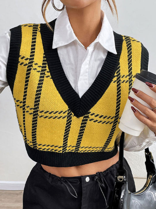 Checked V-Neck Vest - Knitted Sleeveless Sweater