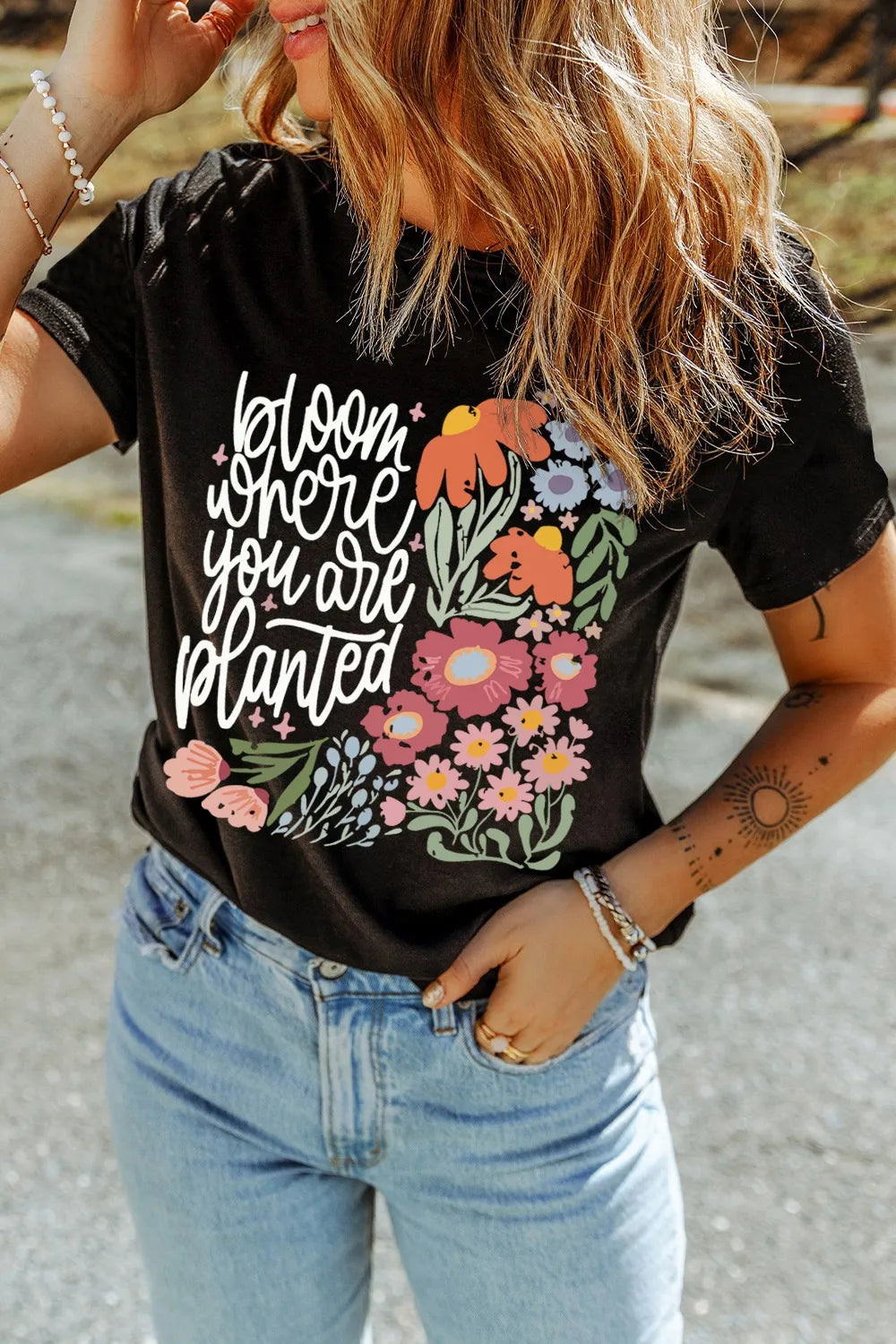 Graphic Round Neck Short Sleeve T-Shirt Black