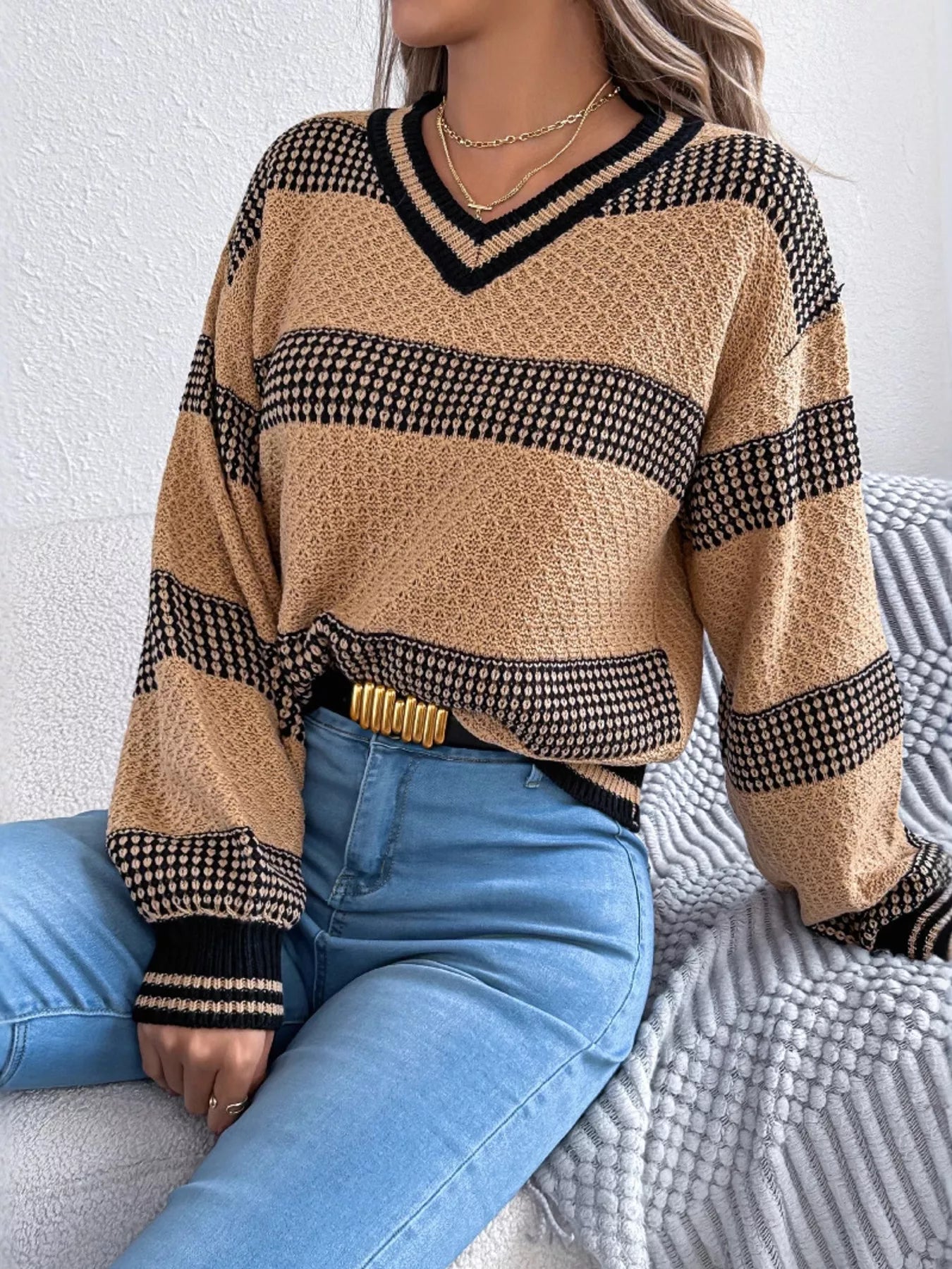 Contrast Striped V-Neck Sweater Khaki