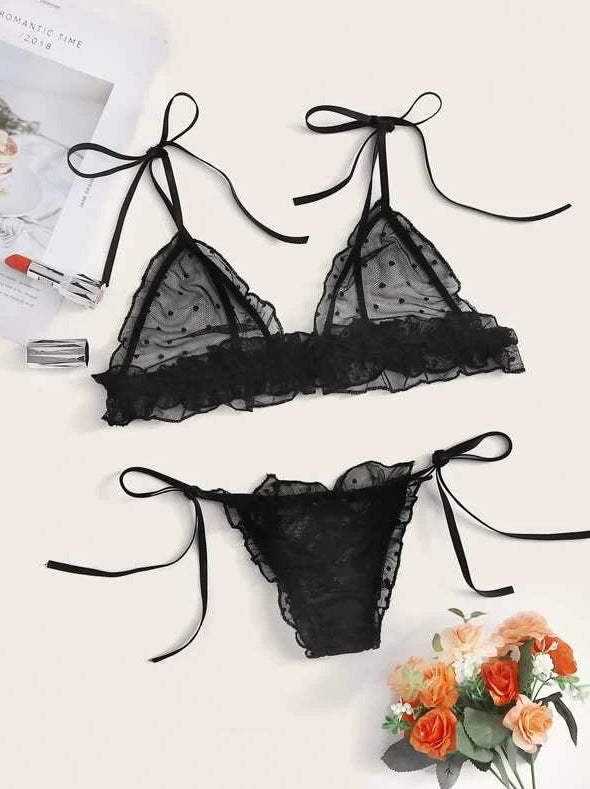 Sexy Lingerie Set Women Lace Beautiful Back Criss Cross Strap Thin French Bra Wireless Bra Triangle Cup Girl Black