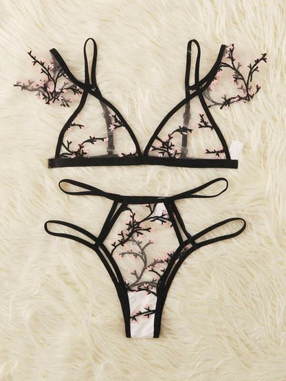 Sexy Transparent Bra Set Lightweight Mesh See-through Wireless Triangle Cup Bra Ultra-Thin Breast Contracting Bra Pink