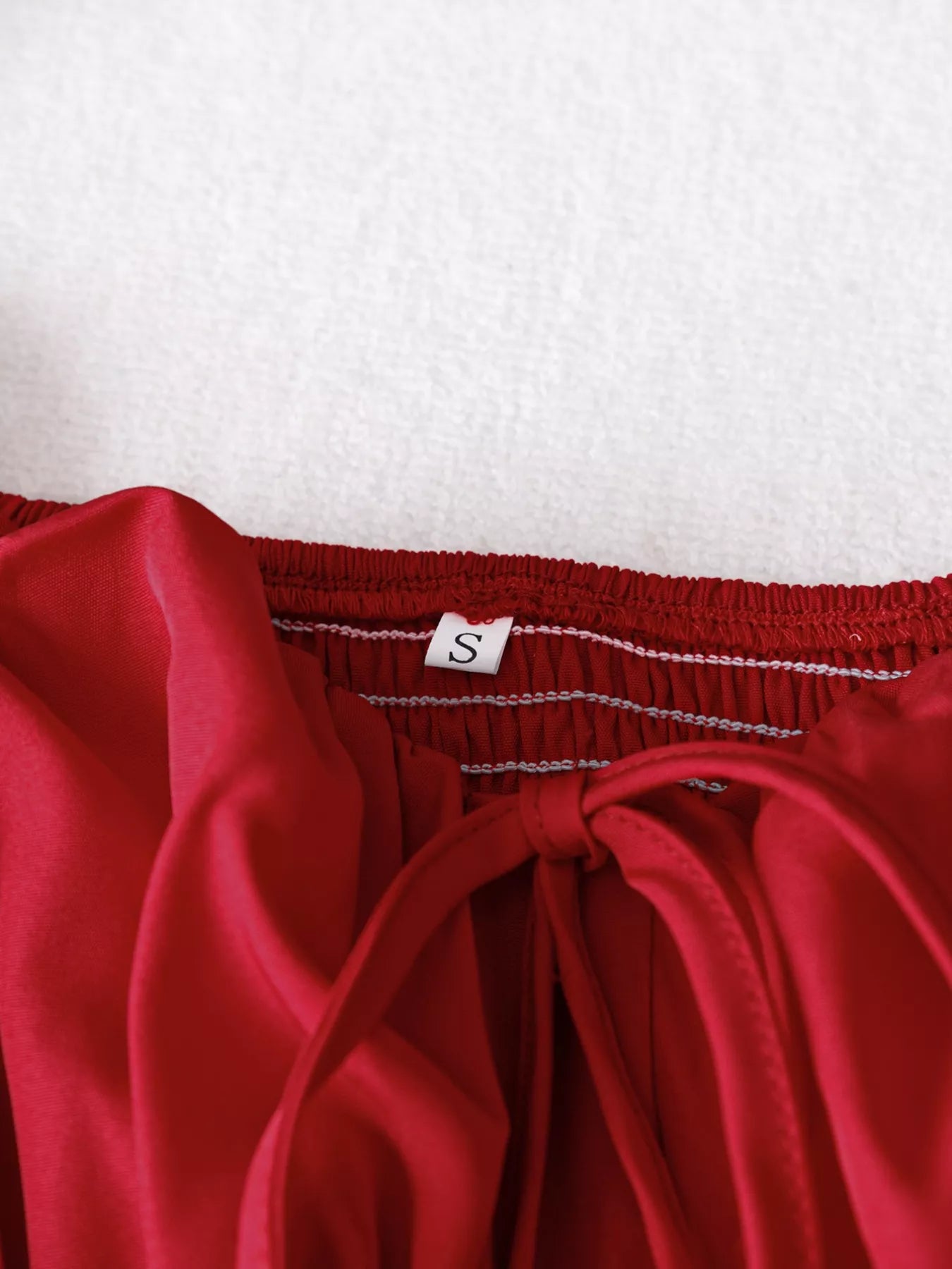 Sweetheart Neckline Flounce Sleeve Dress