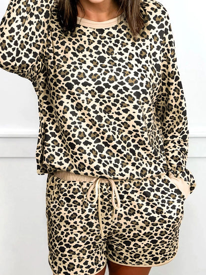 Leopard Print Contrast Trim Long Sleeve Pullover and Drawstring Shorts 2pcs Outfit Leopard