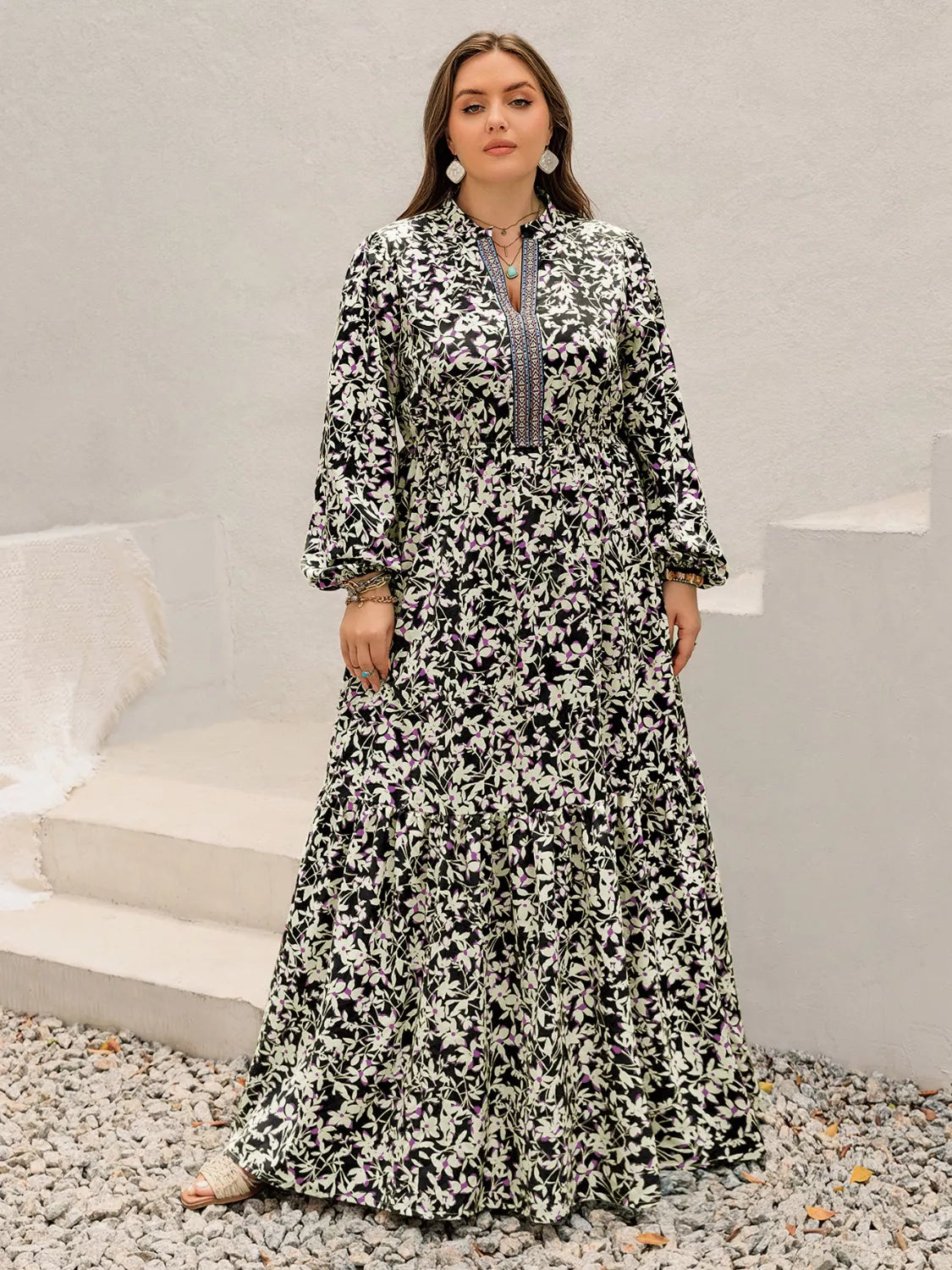 Plus Size Floral Print Long Sleeve Tiered Maxi Dress Black