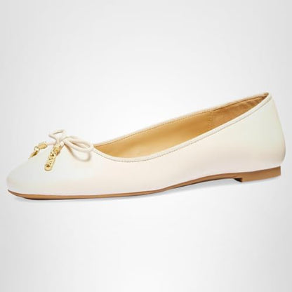Michael Kors Women's Nori Flex Flat, Light Cream, 10
