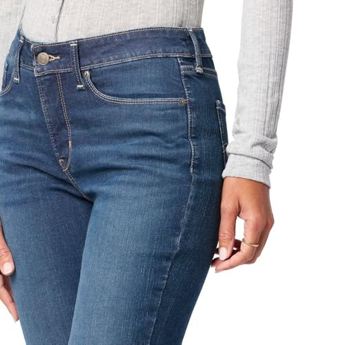 Levi Strauss Signature Gold Women's Curvy Totally Shaping Straight Jeans Mid-Rise Stretch Denim (Available in Plus Size), Jackson Square, 14 Short