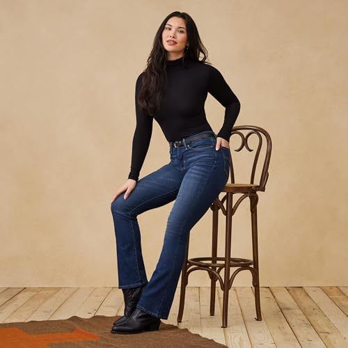 Levi Strauss Signature Gold Women's Totally Shaping Bootcut Jeans Mid-Rise Stretch Denim (Available in Plus Size), Blue Laguna-Waterless, 6 Regular