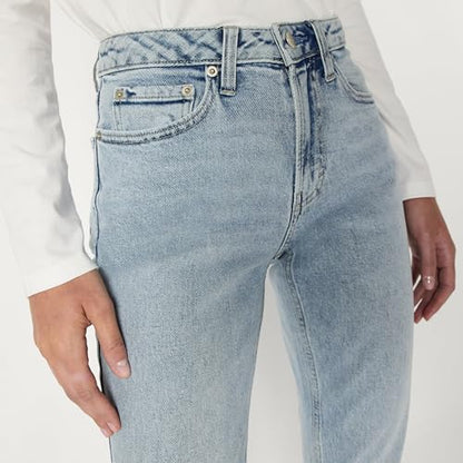 Amazon Essentials Women's High-Rise Straight Leg Jean, Iced Light Wash, 12