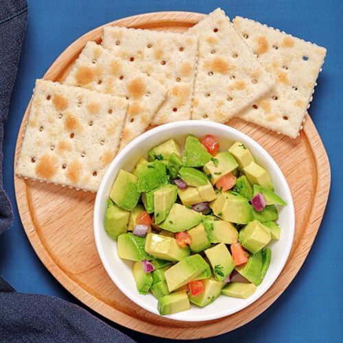 Premium Original Saltine Crackers, Lunch Snacks, Family Size, 24 oz