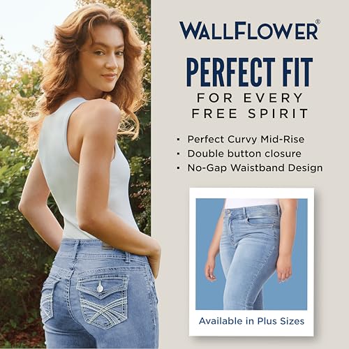 WallFlower Women's InstaStretch Luscious Curvy Bootcut Jeans, Basil, 11