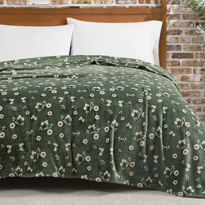 Lucky Brand Daisy Green Floral 90"X90" Cozy Plush Blanket - Premium Microfiber Throw for Luxurious Comfort and Style Full/Queen Size