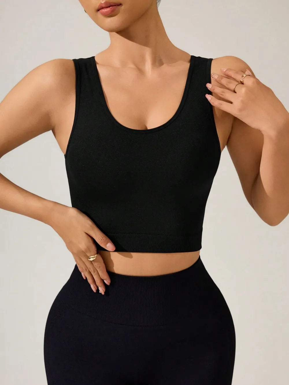 Crisscross Cropped Active Tank Black