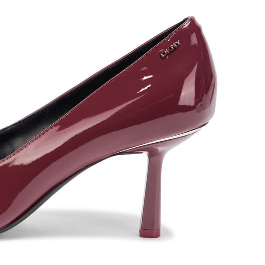 DKNY Women's Comfortable Chic Shoe Maita Ballet Flat, Burgundy, 10