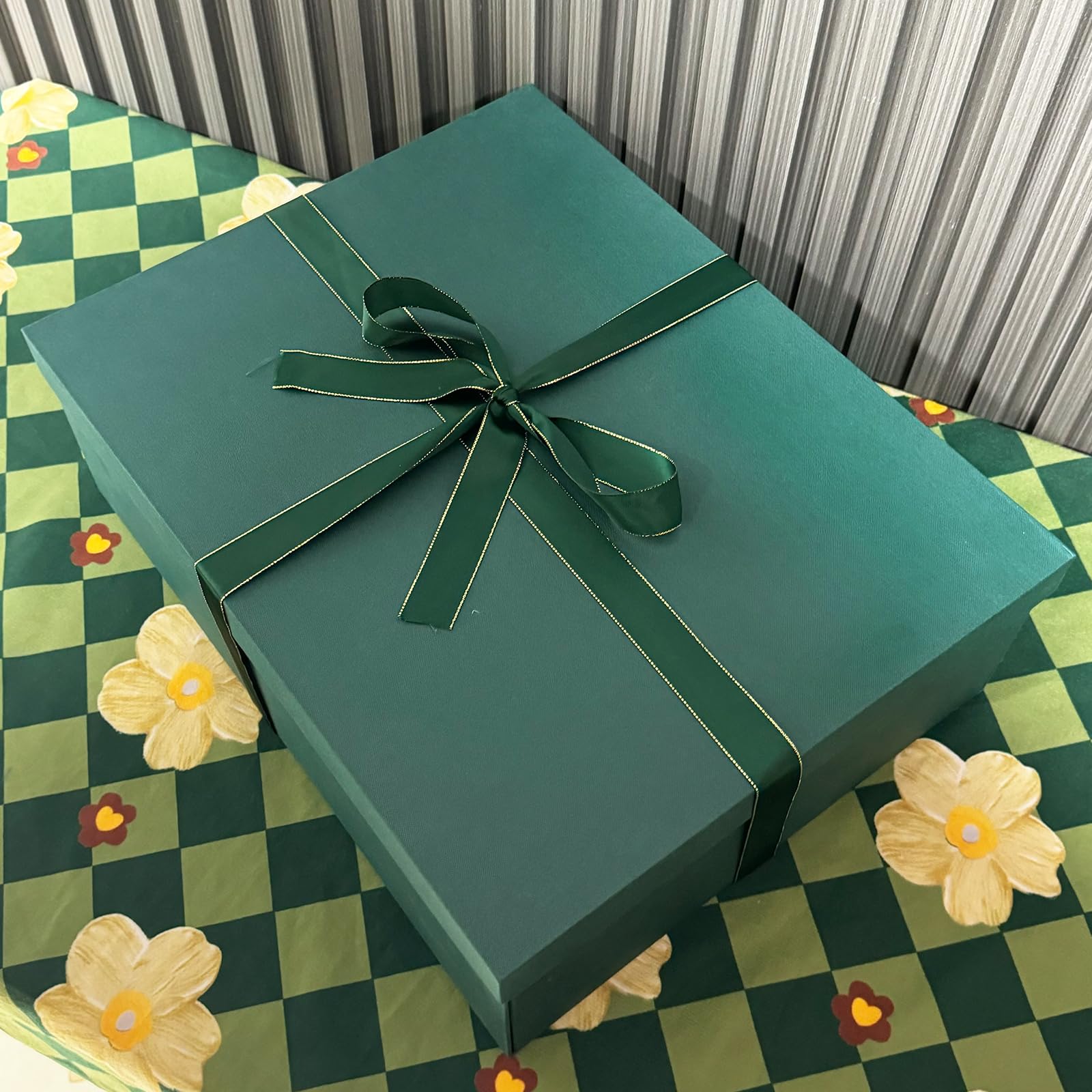 Large Gift Box with Lid 16.5x13x5.5 inches - Includes Card, Ribbons & Filler