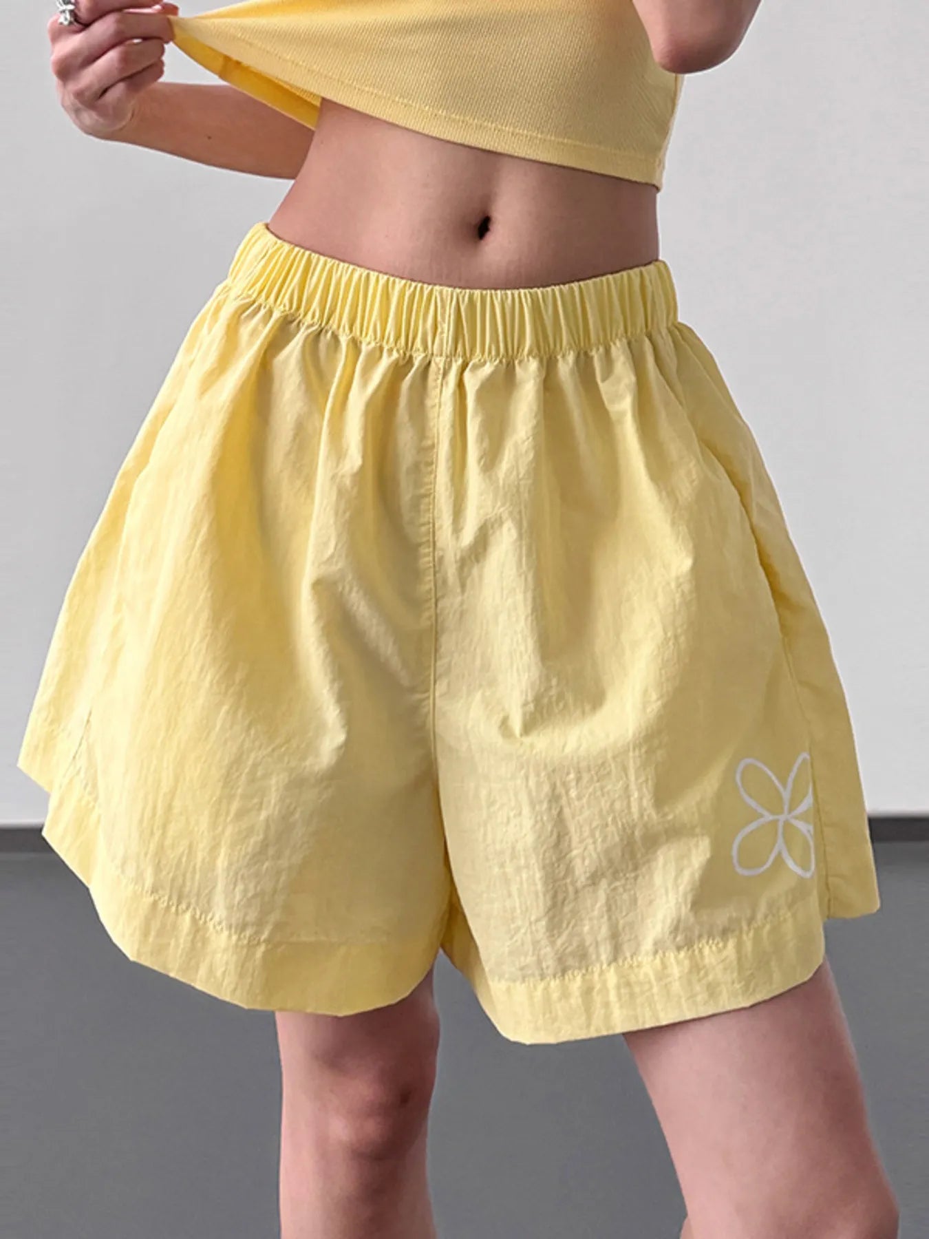 Elastic Waist Shorts Light Yellow