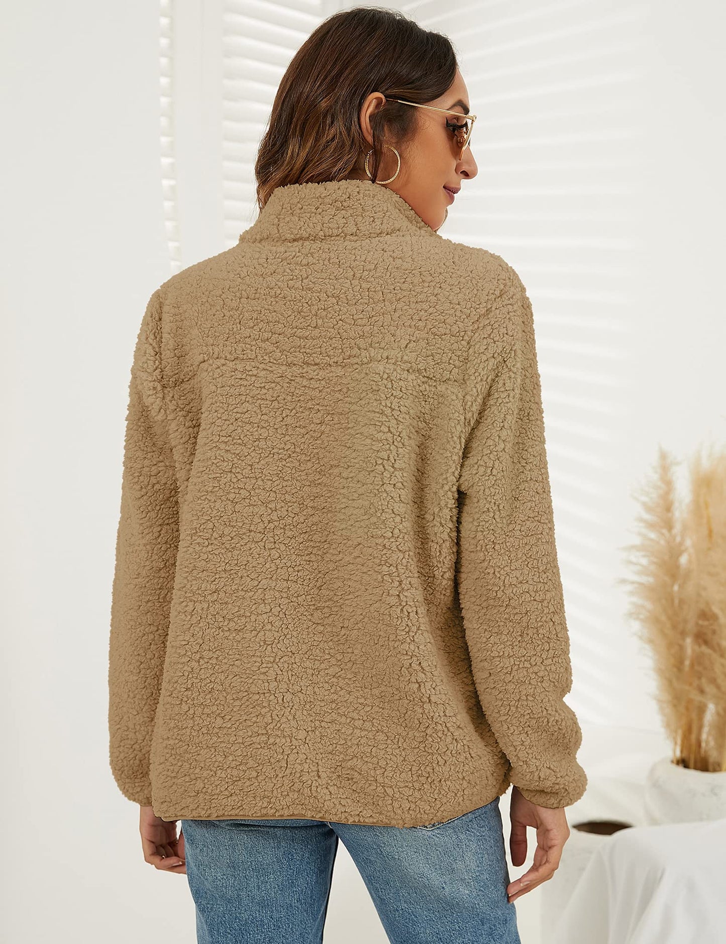 VVK Women's Fashion Faux Shearling Shaggy Full Zip Coats Warm Winter Patchwork Jackets with Pocket
