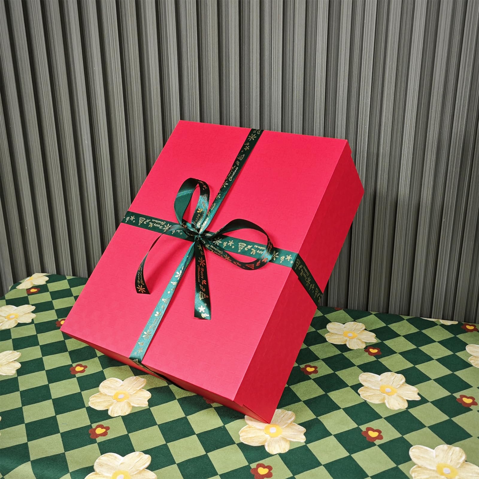 Large Gift Box with Lid 16.5x13x5.5 inches - Includes Card, Ribbons & Filler
