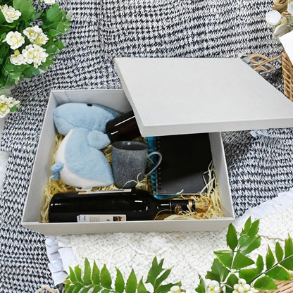 Large Gift Box with Lid 16.5x13x5.5 inches - Includes Card, Ribbons & Filler