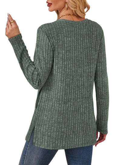 Women's Crewneck Sweater with Pockets - Long Sleeve Tunic Top with Side Slits