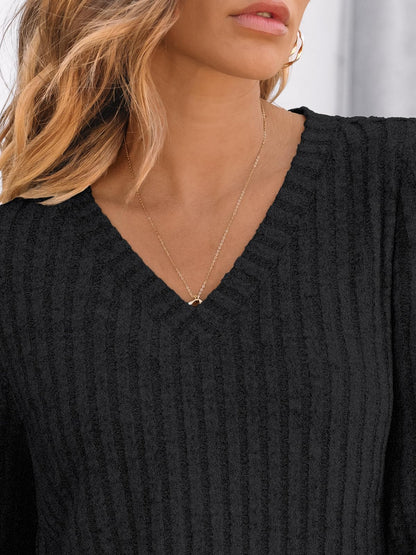 V Neck Long Sleeve Sweater for Women - Loose Fit Tunic Top for Fall & Winter
