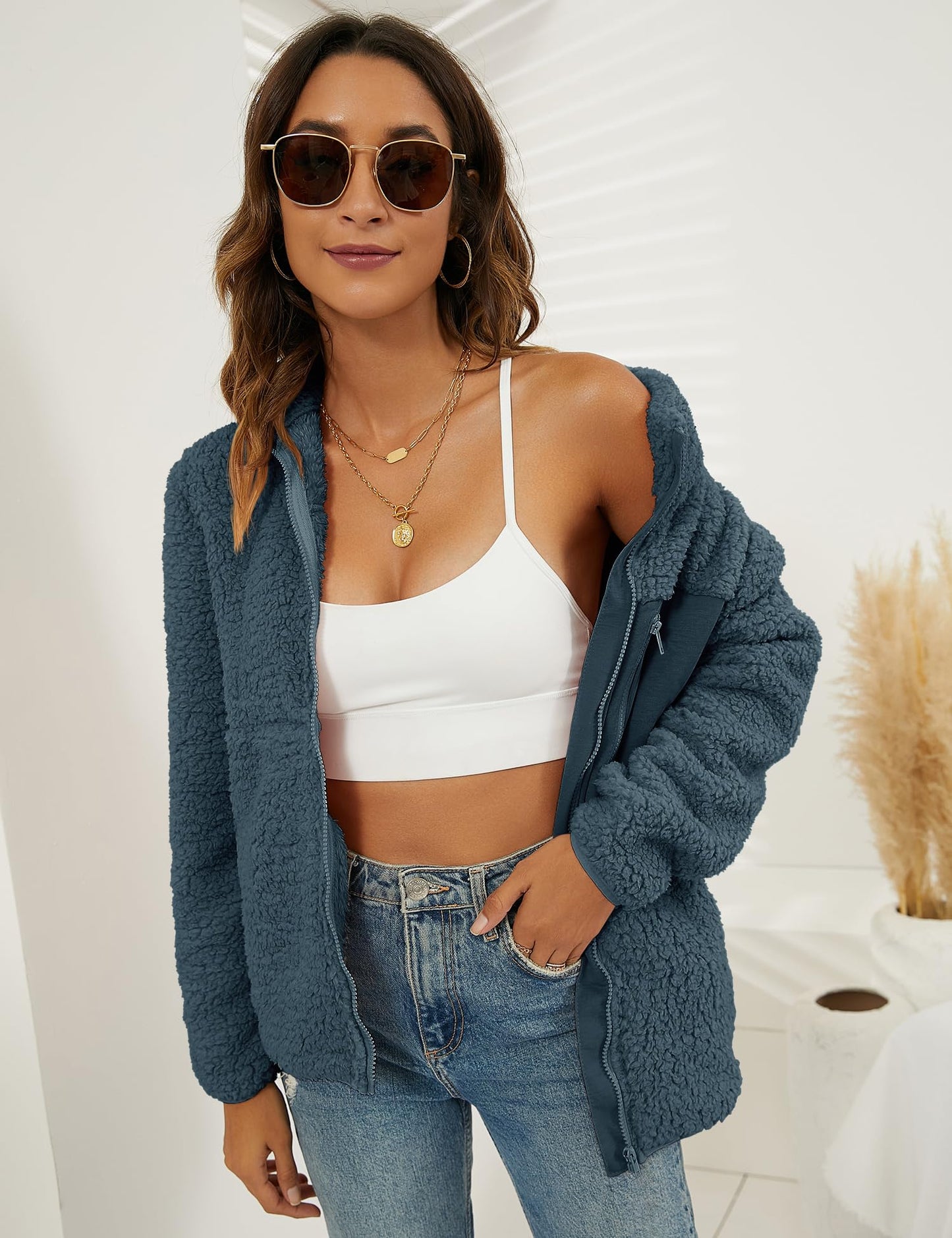 VVK Women's Fashion Faux Shearling Shaggy Full Zip Coats Warm Winter Patchwork Jackets with Pocket
