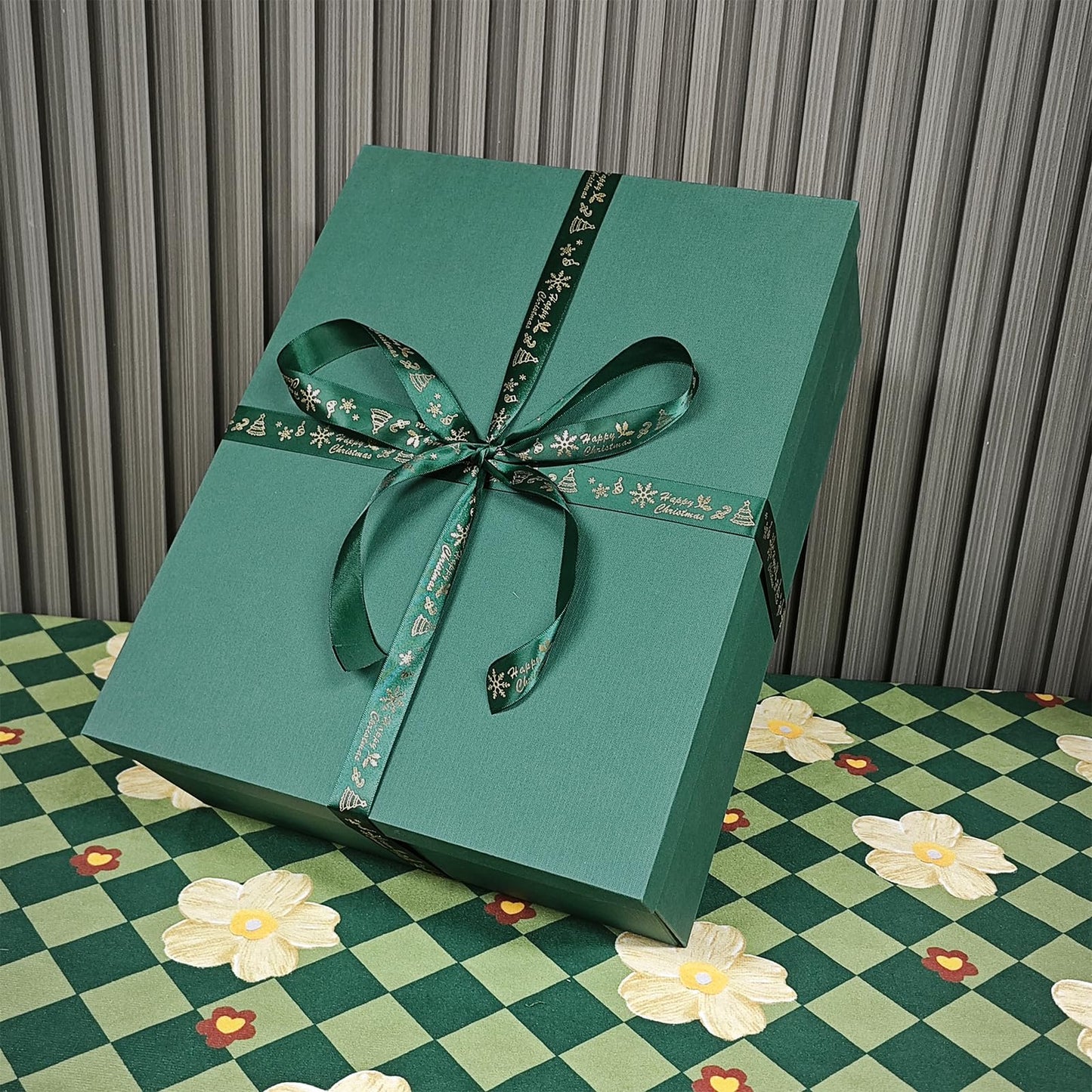 Large Gift Box with Lid 16.5x13x5.5 inches - Includes Card, Ribbons & Filler