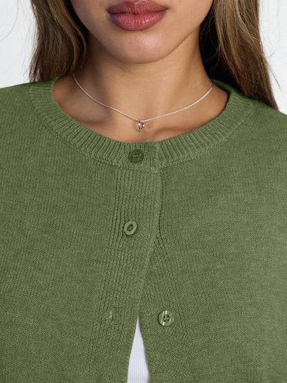 Women's Cropped Cardigan Sweaters - Lightweight Fall Button Up Knit