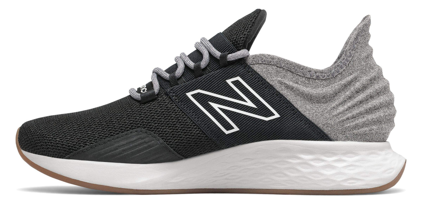 New Balance Women's Fresh Foam Roav V1 Sneaker