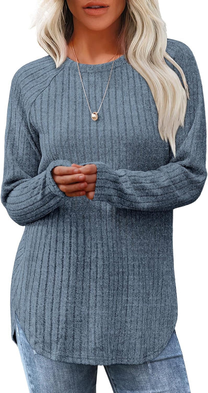 Women's Long Sleeve Tunic Tops - Loose Fit Crewneck Pullover with Curved Hem