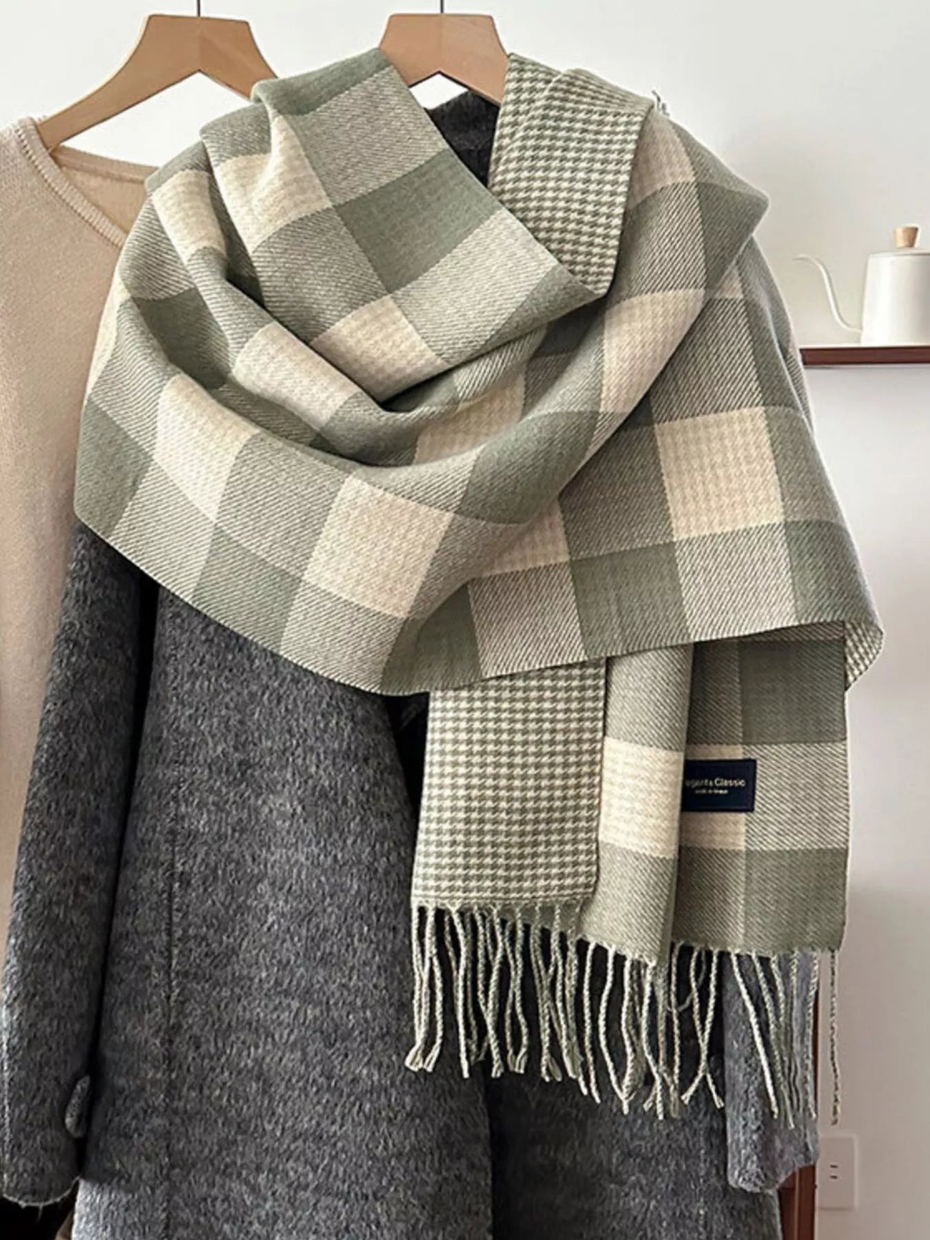 Plaid Tassel Winter Scarf