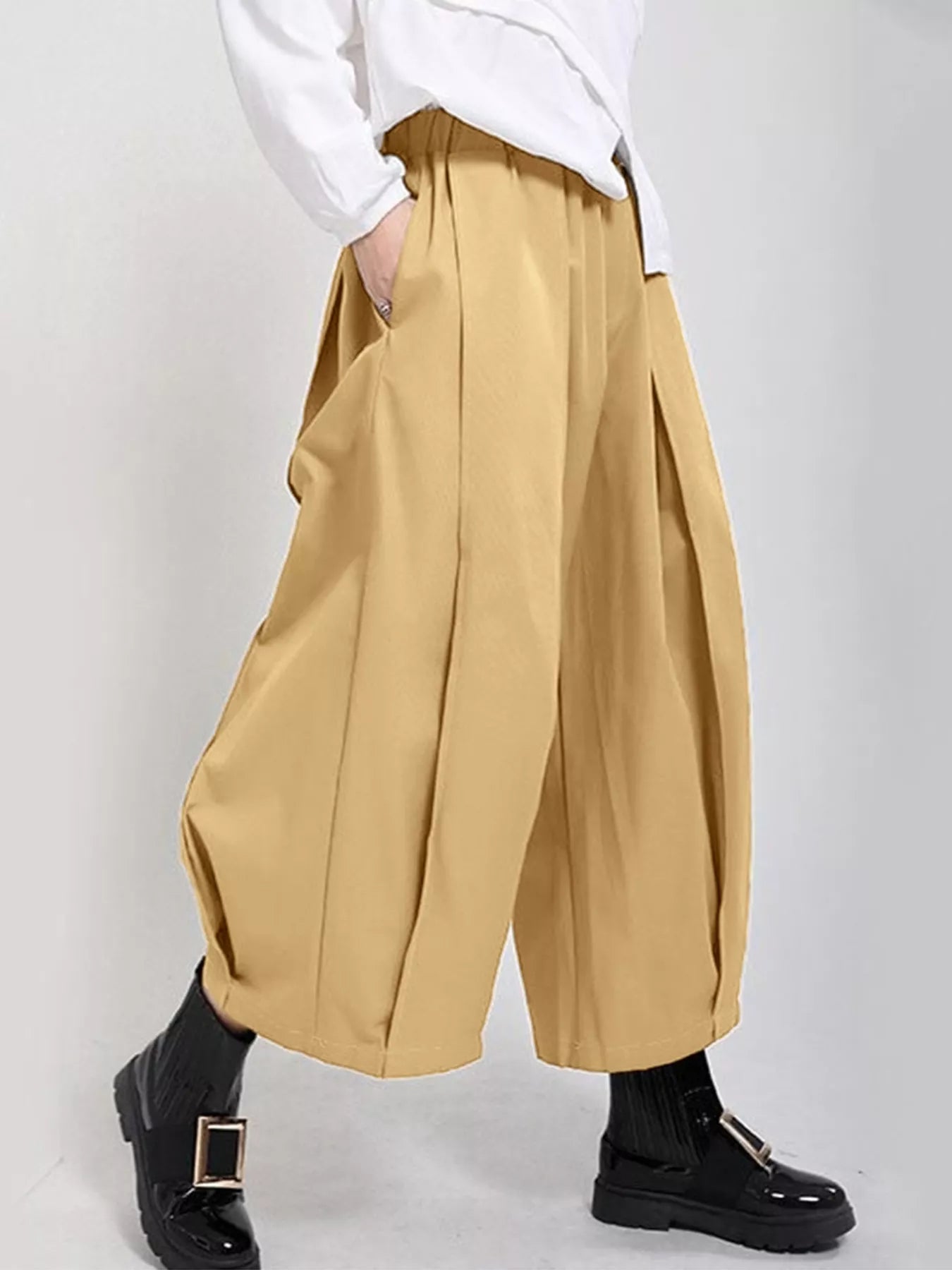 Wide Leg Pleated Detail Pants Tan