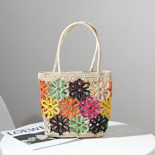 Straw Bag Summer Fresh Cutout Floral Hand Woven Bag Women Bag Portable Seaside Vacation Beach Bag