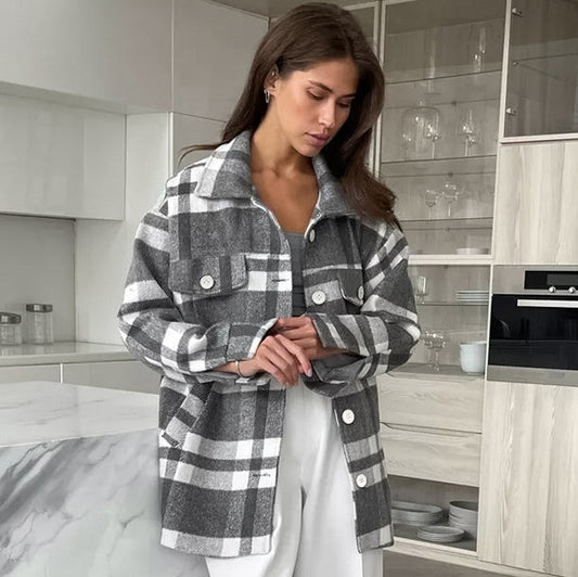 Autumn Winter Plaid Loose Fitting Collared Lace up Woolen Coat Women Overcoat
