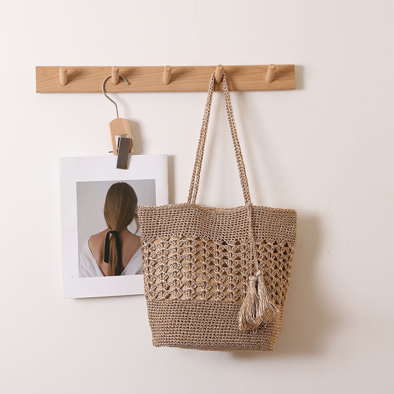 Large Capacity Hollow Out Cutout out Straw Bag All Matching Tassel Woven Bag Women Vacation Beach Bag Casual Shoulder Bag One Size Gold Tassel