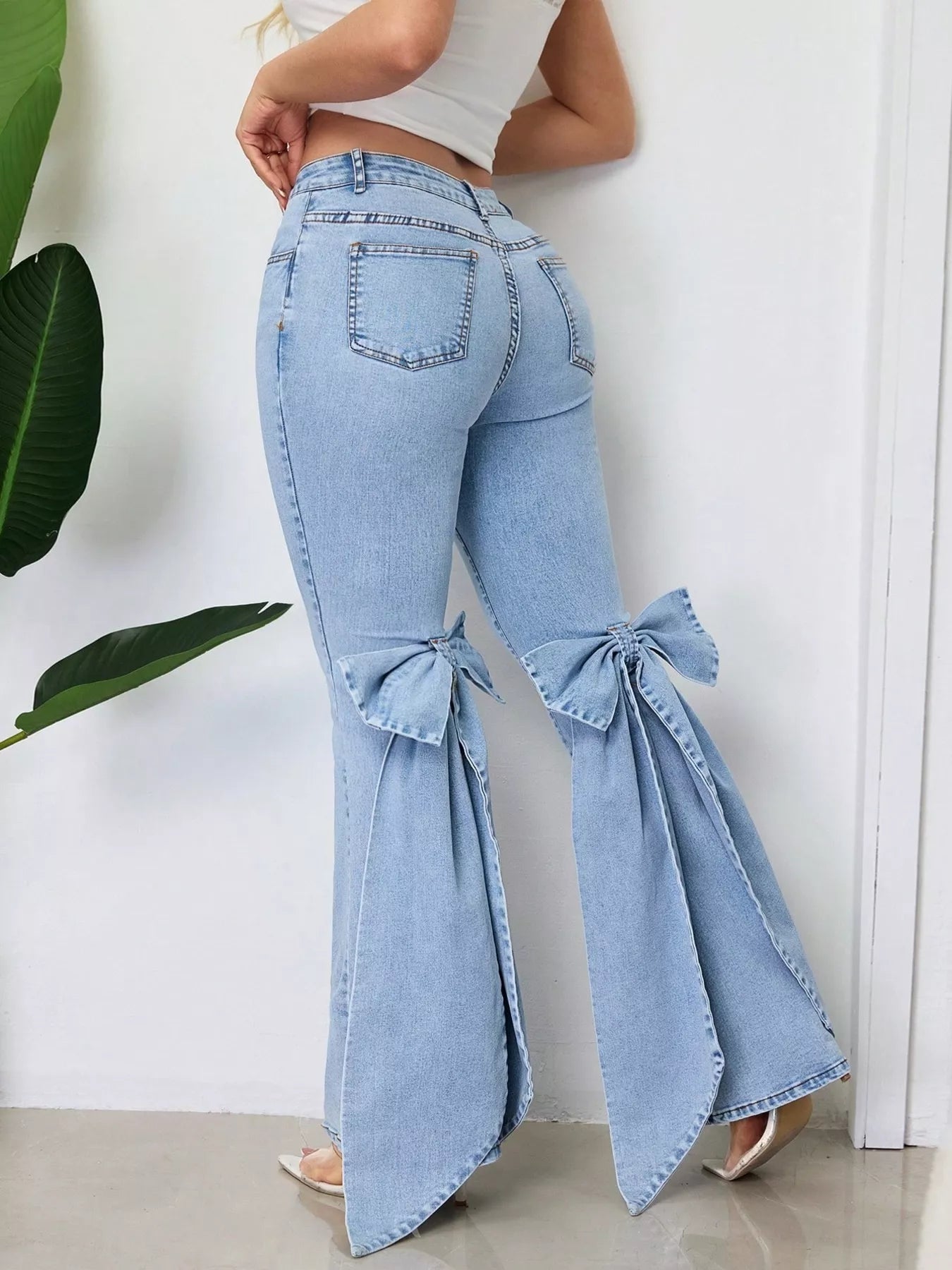 Bow-Accented Flare Leg Jeans Blue