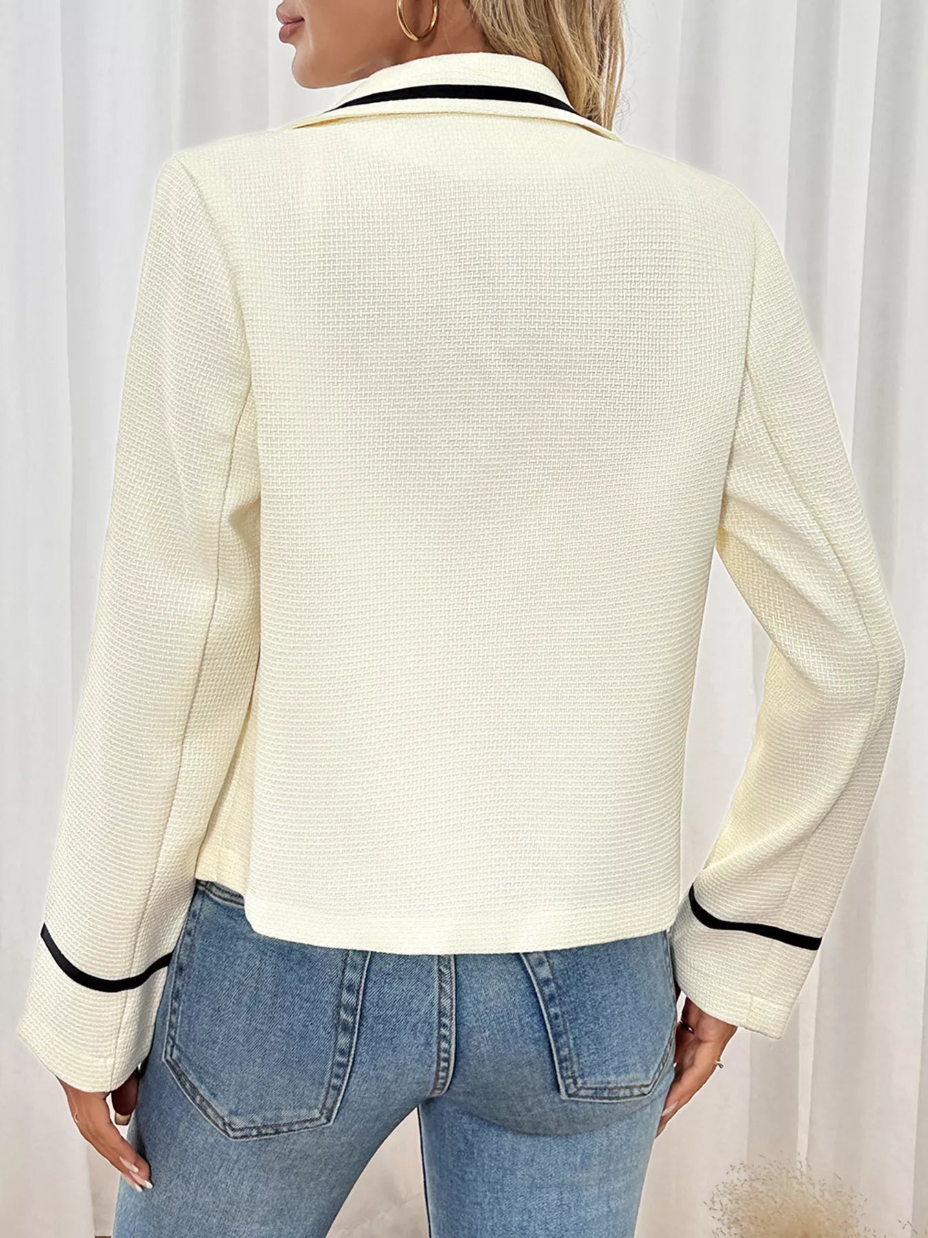 Contrast Trim Button-Up Blazer