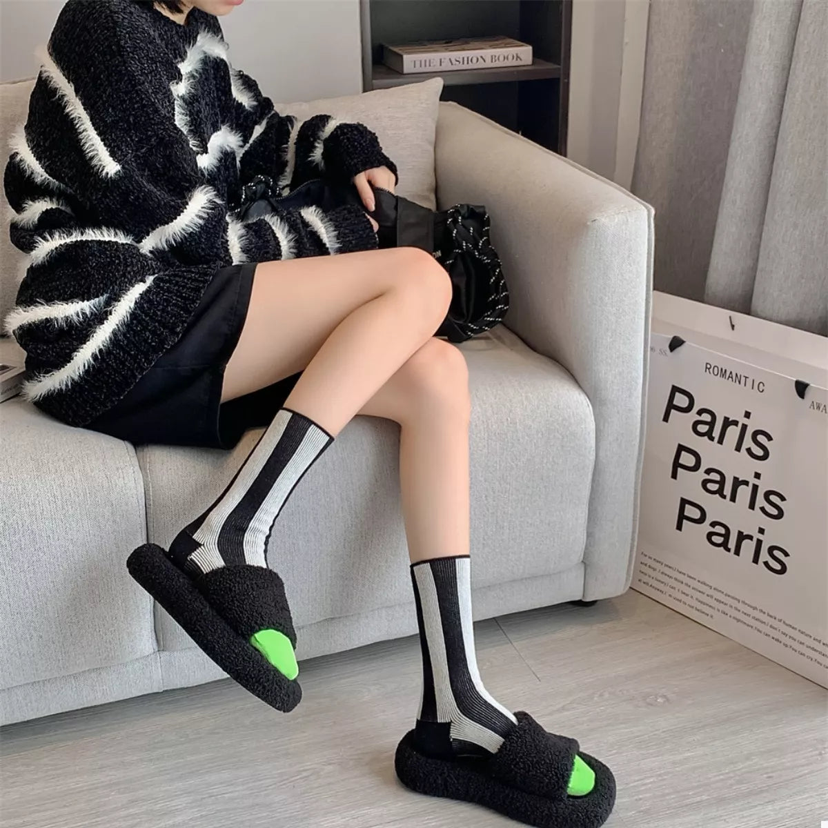 Contrast Striped Crew Socks