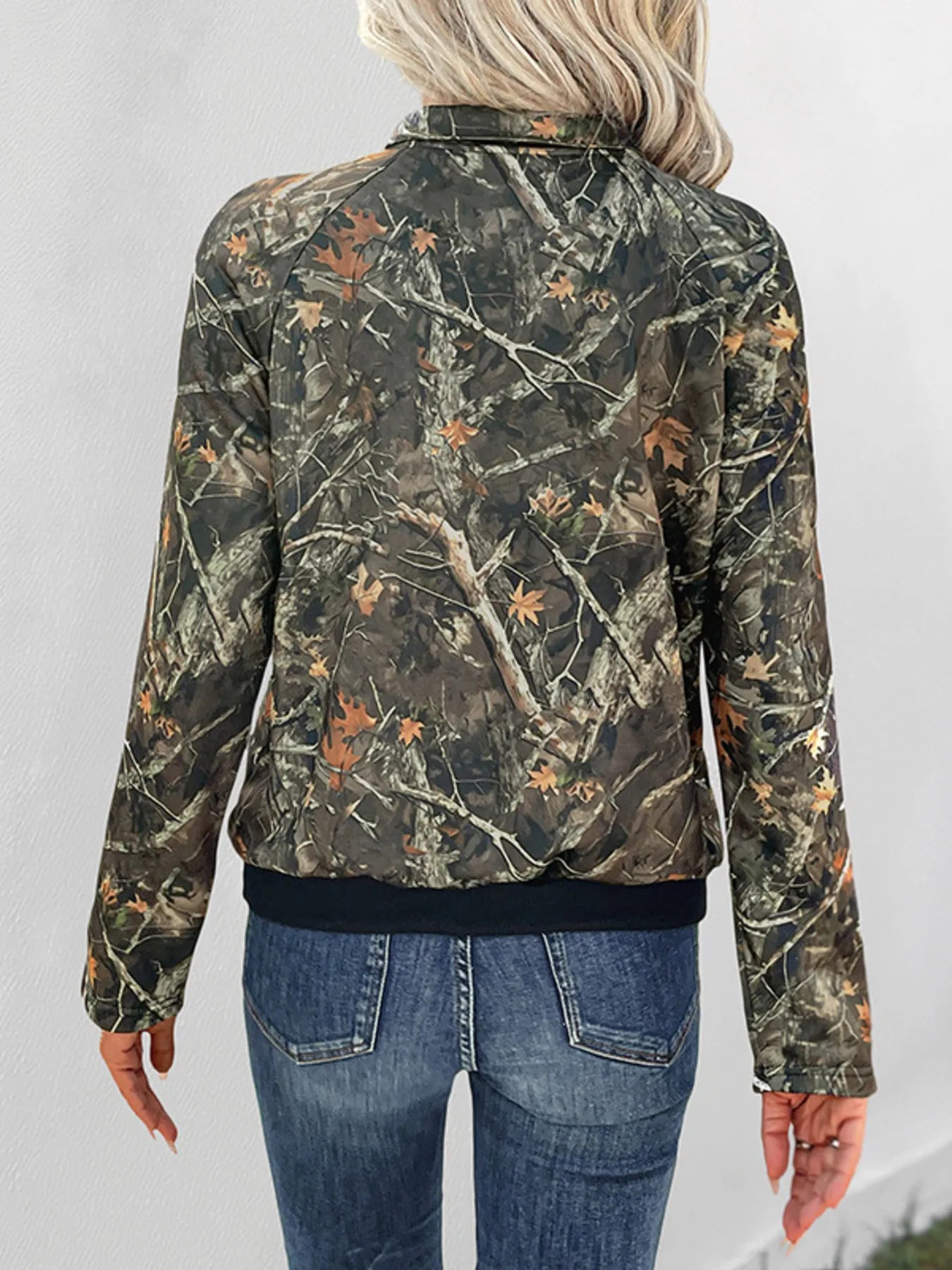 Printed Kangaroo Pocket Long Sleeve Sweatshirt