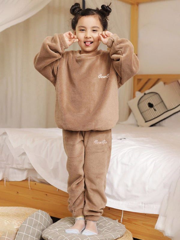 Children'S Embroidered Coral Fleece Pajama Set Brown