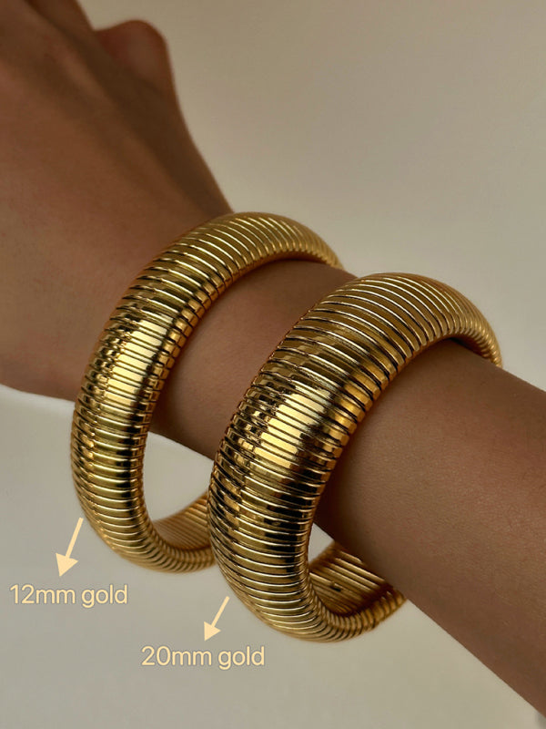 Titanium Steel Vintage Stretch Gypsy Polished Bracelet Golden F