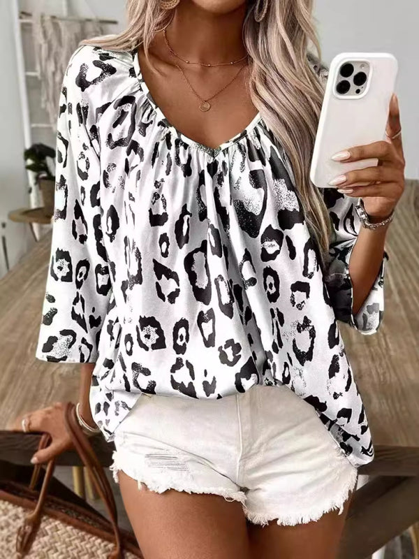 Leopard print V-neck gathered three-quarter sleeve shirt Black