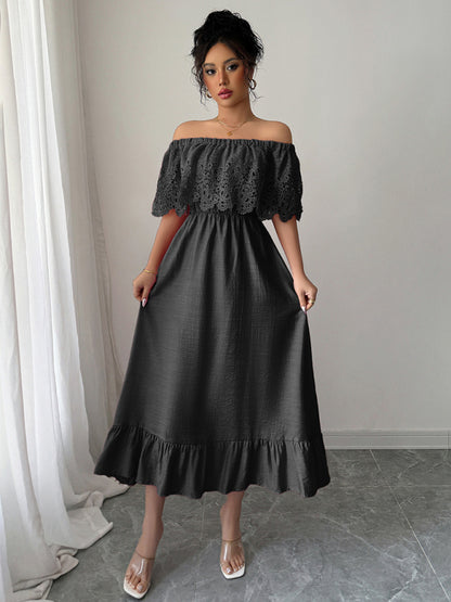 Elegant off-the-shoulder A-line maxi dress Black