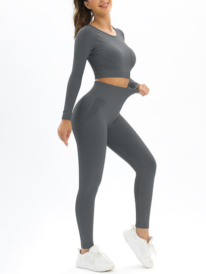 Women's Seamless Athletic Set - Long Sleeve Top & Leggings