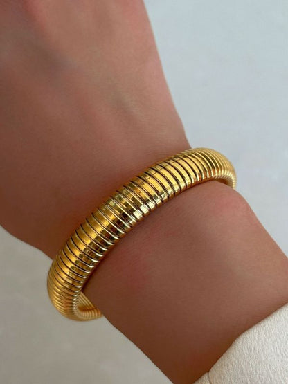 Titanium Steel Vintage Stretch Gypsy Polished Bracelet Golden yellow F